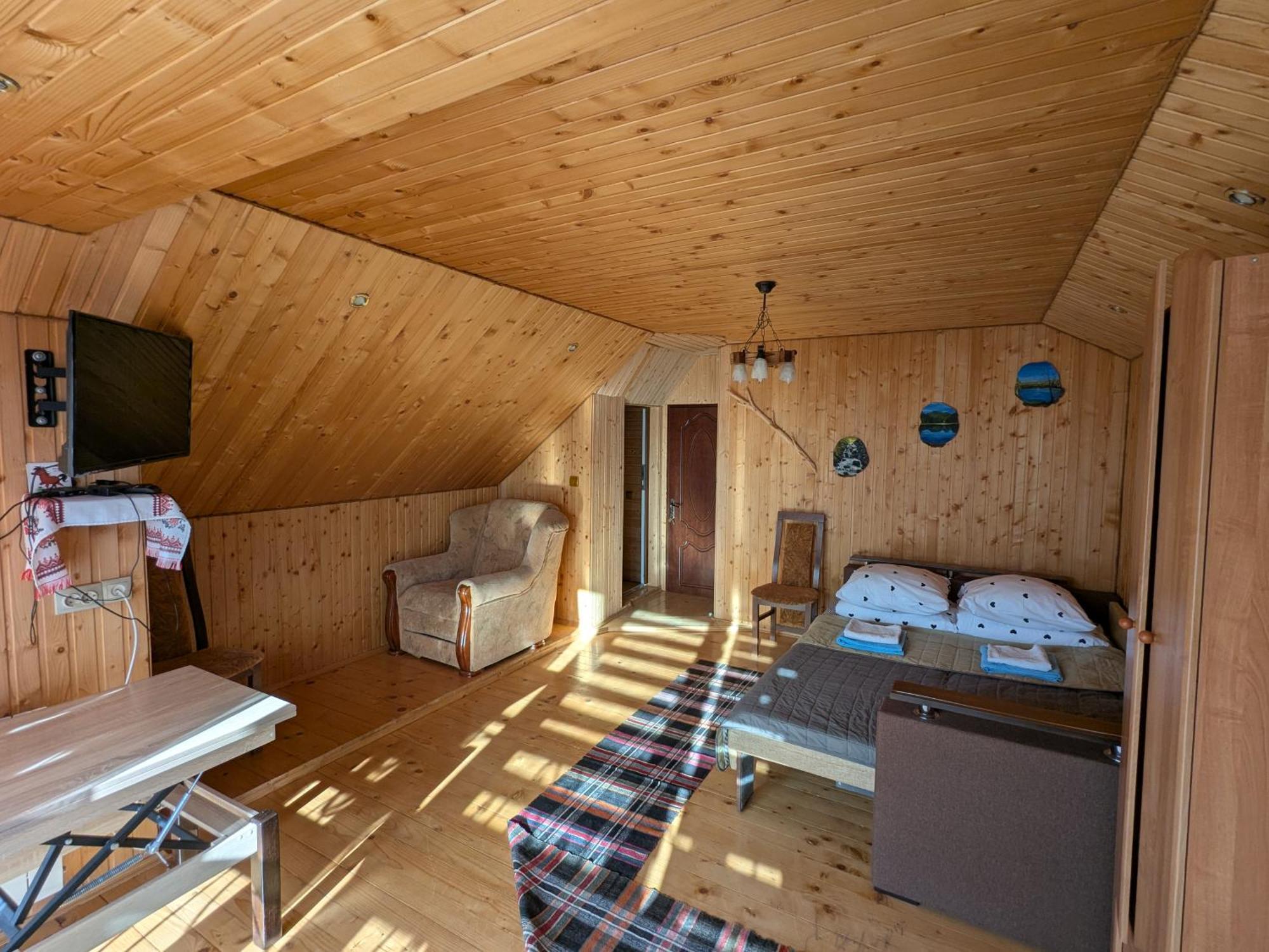 Gostynna Rodyna Hotel Iszka Kültér fotó
